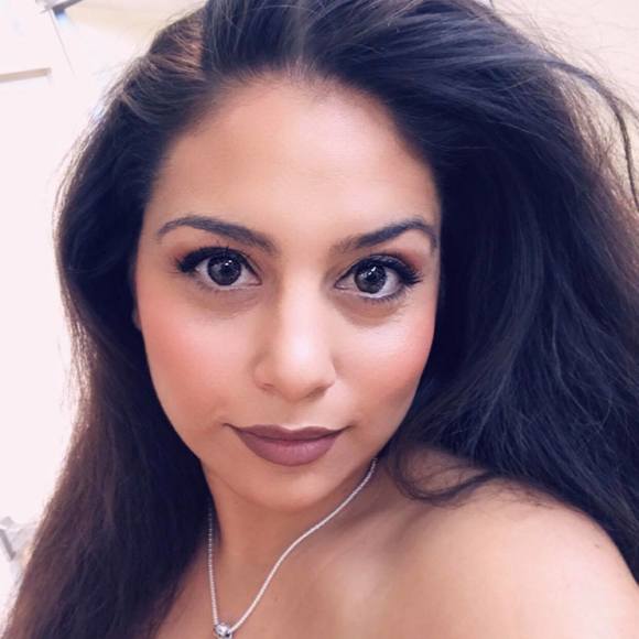 Meet your Posher, Rosemarie - Picture 1 of 1